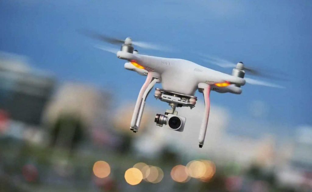 Technology: How Far Can a Drone Fly?插图4